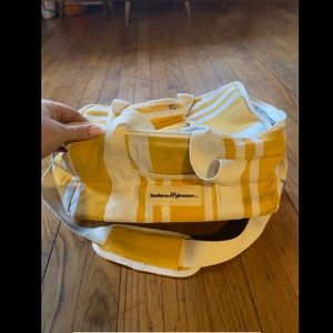 Business & Pleasure thermal tote